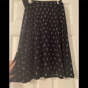 Knee length Navy blue swing skirt with white triangle design 2x